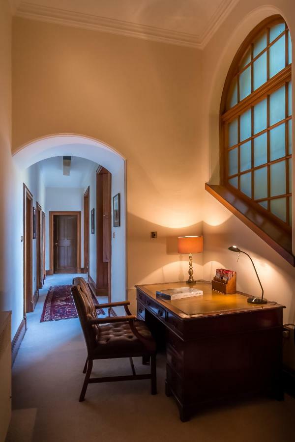 House Hotel